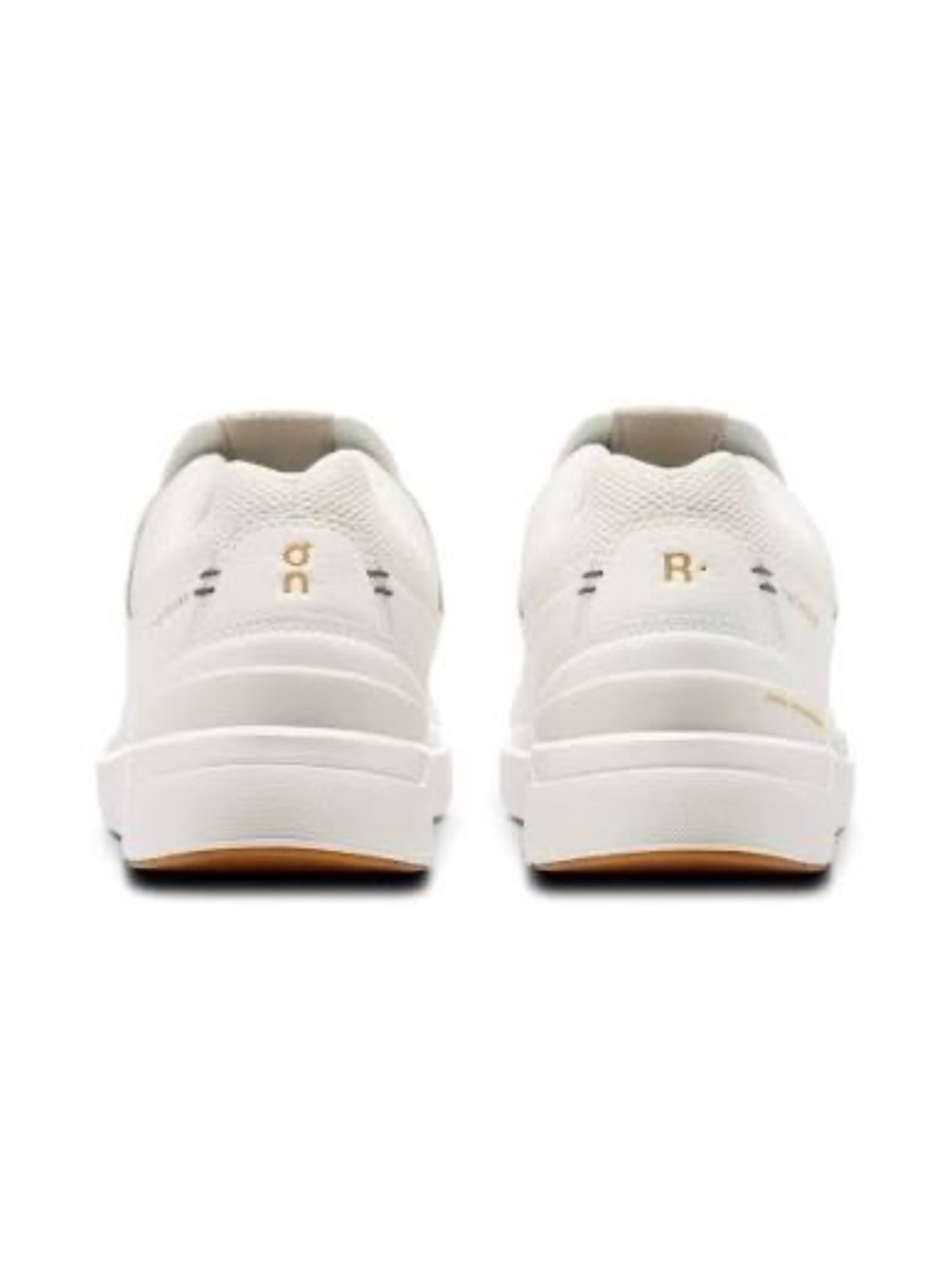 On The Roger Centre Court White Gum (Women's) - size 9 🌟 - Picture 2 of 7
